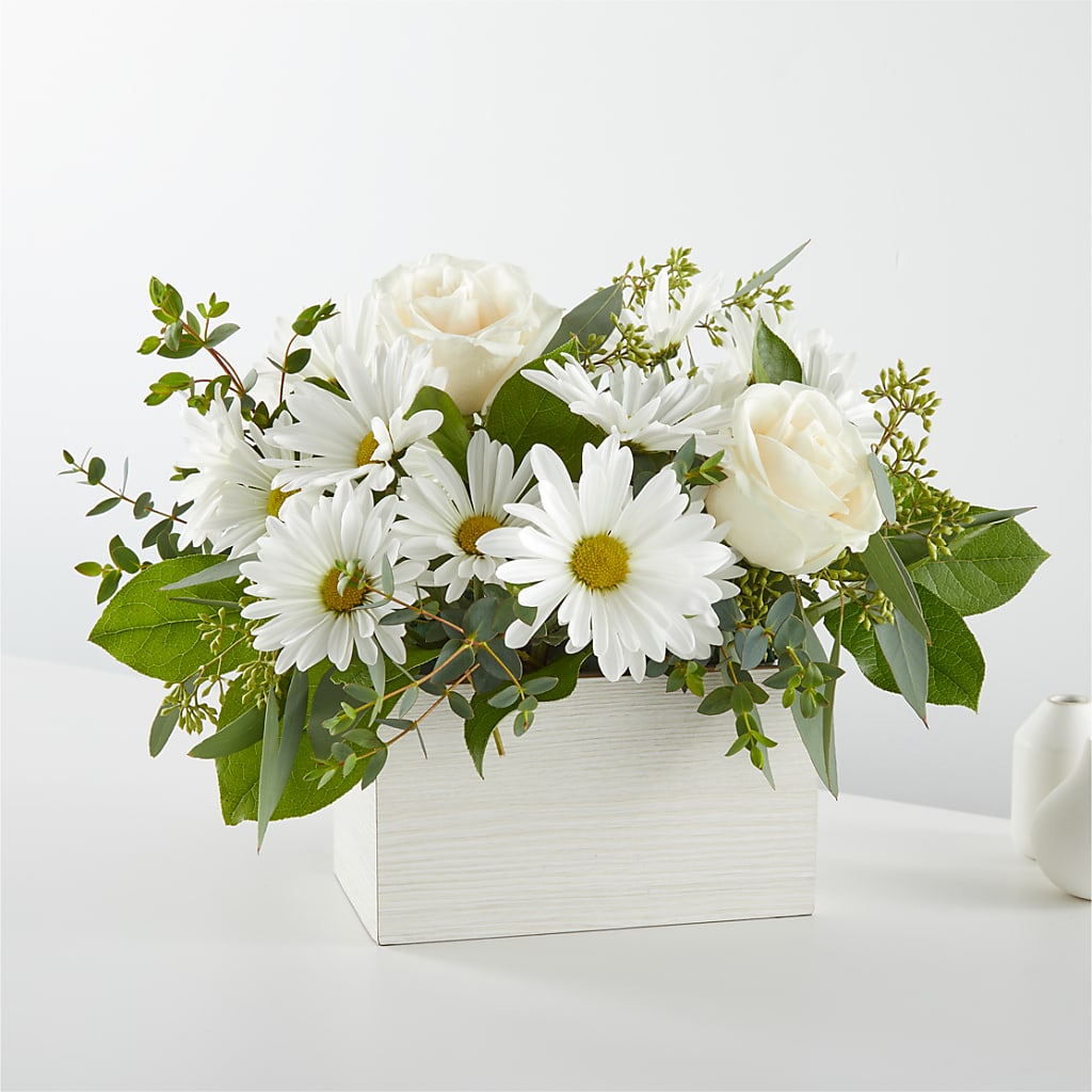 Fresh Linen Box Bouquet – Lily And Rose, Nashville TN