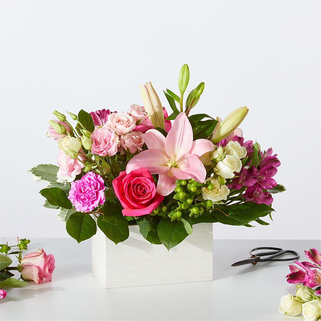 Sweetberry Box – A Florist Original – Lily And Rose, Nashville TN
