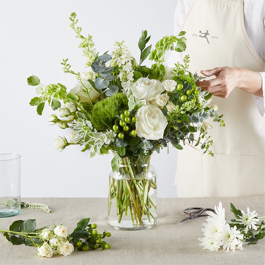 Irish Garden - A Florist Original – Lily And Rose, Nashville TN