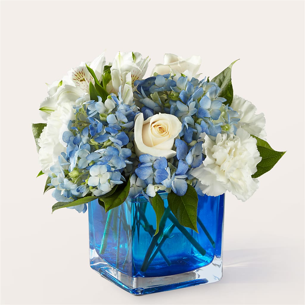 Soothing Waters Bouquet – Lily And Rose, Nashville TN