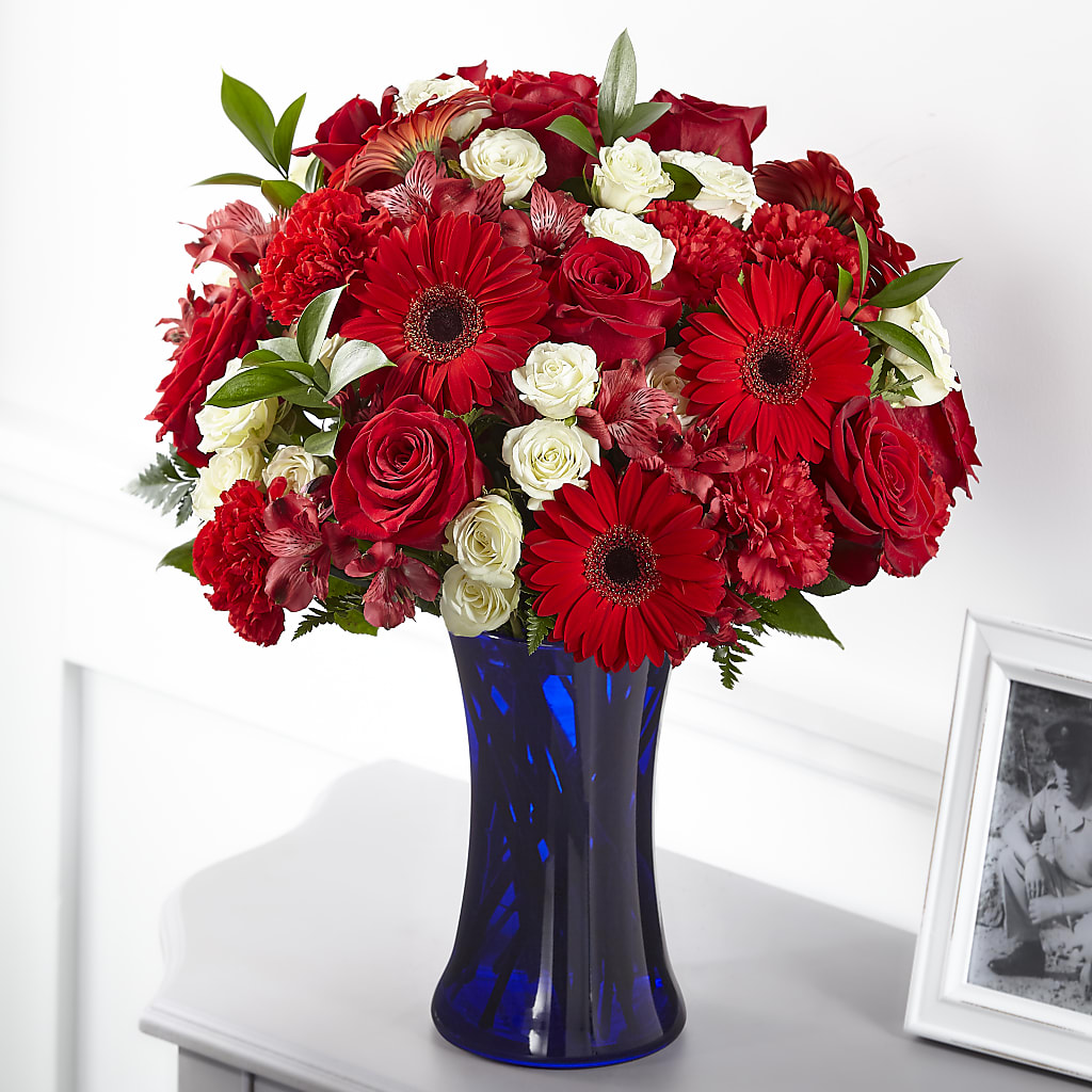 Hearts Embrace Bouquet – Lily And Rose, Nashville TN