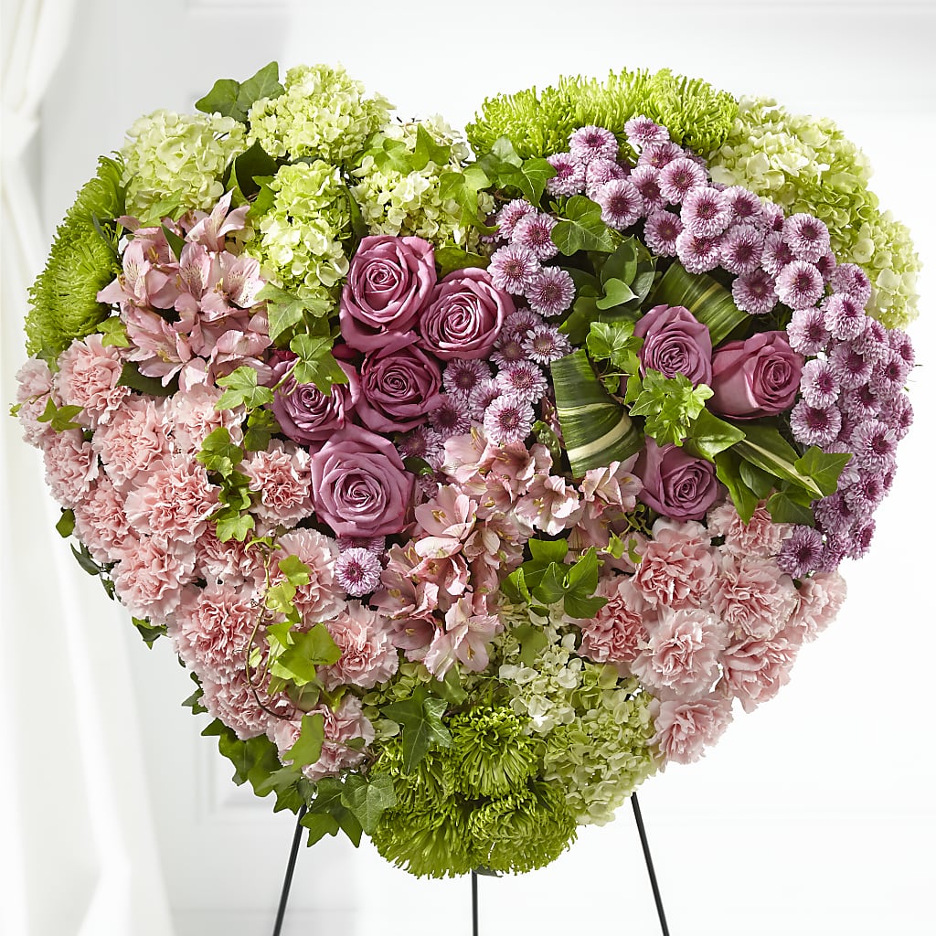 Heartwarming Standing Heart – Lily And Rose, Nashville TN