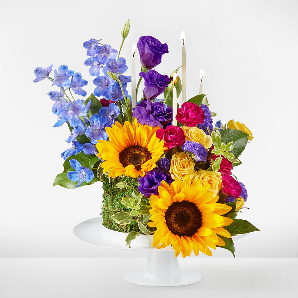 Star of the Day Floral Cake – Lily And Rose, Nashville TN
