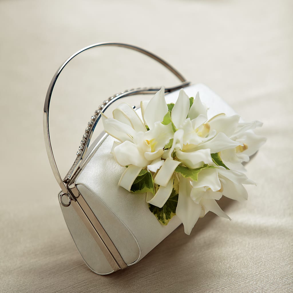 White Purse Decor – Lily And Rose, Nashville TN