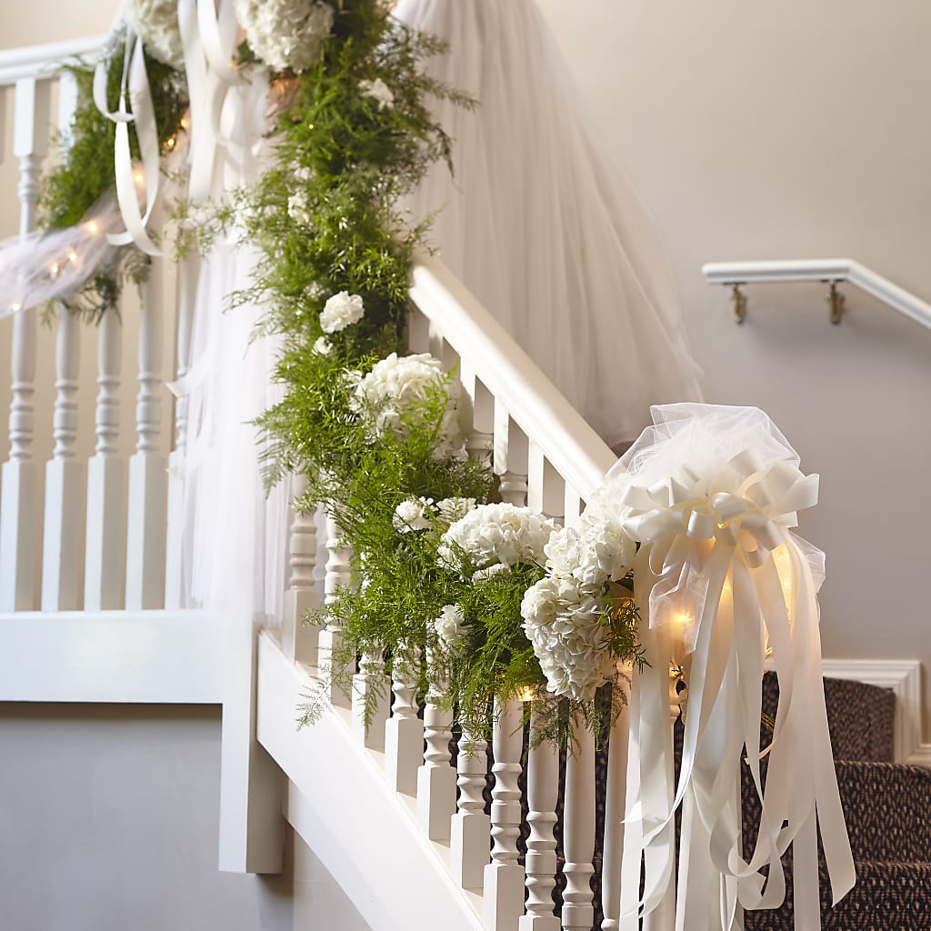Champagne Dreams Garland – Lily And Rose, Nashville TN