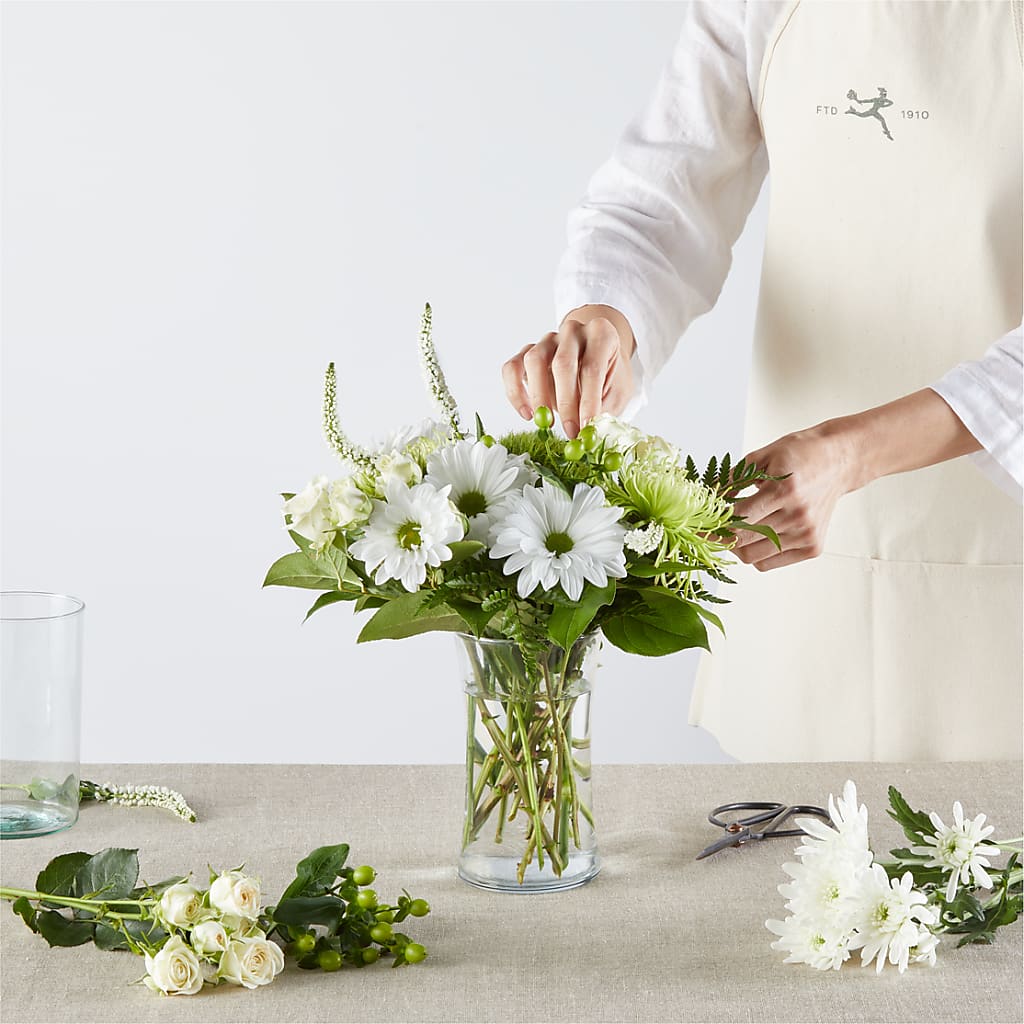 Irish Garden - A Florist Original –  Lily And Rose, Nashville TN