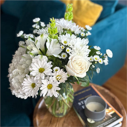 Classic Ivory – A Florist Original –  Lily And Rose, Nashville TN
