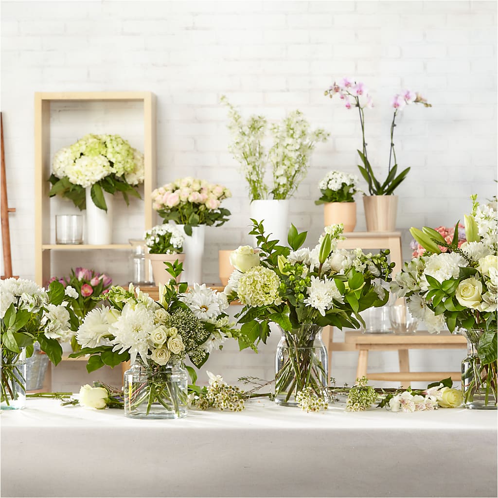 Classic Ivory – A Florist Original –  Lily And Rose, Nashville TN