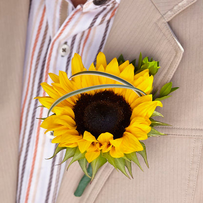 Free Spirit Boutonniere –  Lily And Rose, Nashville TN